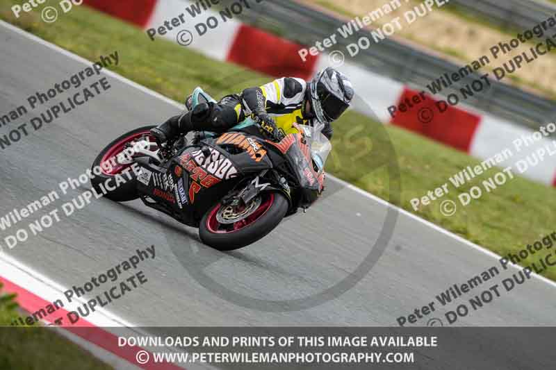 cadwell no limits trackday;cadwell park;cadwell park photographs;cadwell trackday photographs;enduro digital images;event digital images;eventdigitalimages;navarra;no limits trackdays;peter wileman photography;racing digital images;trackday digital images;trackday photos